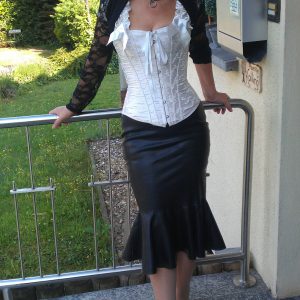 Envie de chaleur estivale Geneviève - rencontre-Cougar-Pantin