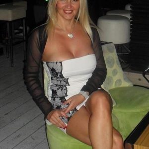 Juliette - rencontre-Milf-Vaulx-en-Velin