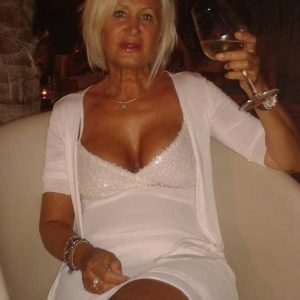 Léa - rencontre-Naturiste-Brive-la-Gaillarde