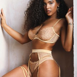 Zara - rencontre-Black-Melun