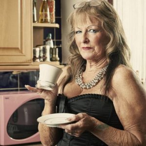 Ancienne graphiste à l’appétit féroce Lina - rencontre-MILF-Boulogne-sur-Mer